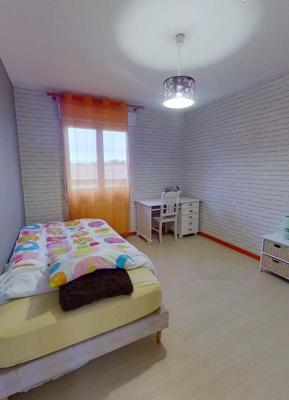 Maison - 137 m² - 8 pièces