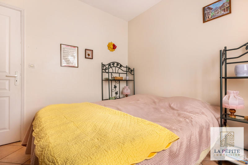 Appartement - 90 m² - 3 pièces