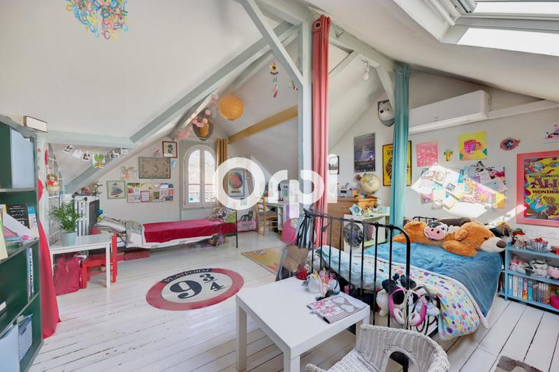 Maison - 92 m² - 4 pièces