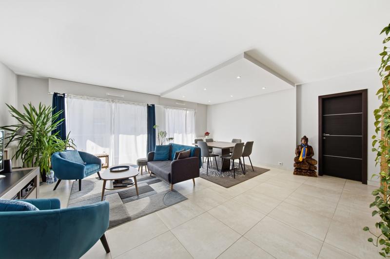 Appartement - 96 m² - 4 pièces