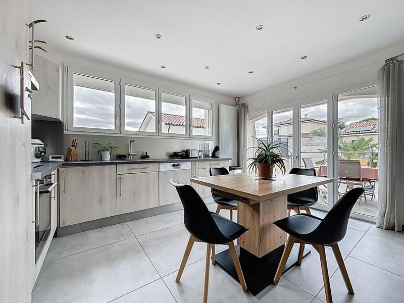 Appartement - 66 m² - 3 pièces