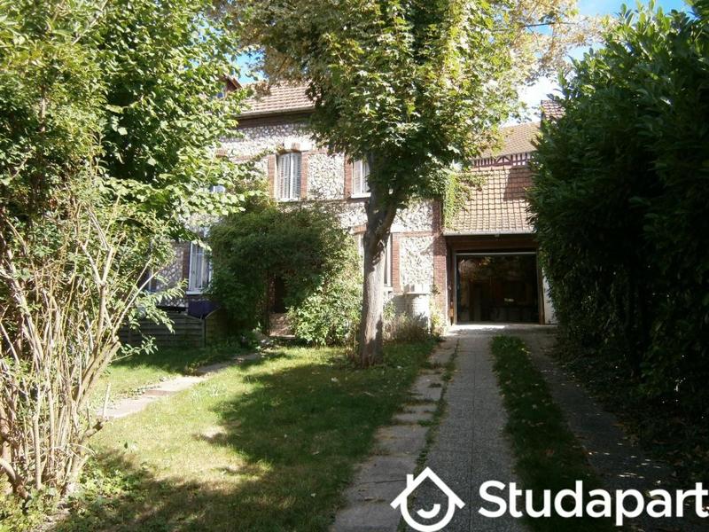 Chambre - 9 m² - 1 pièce