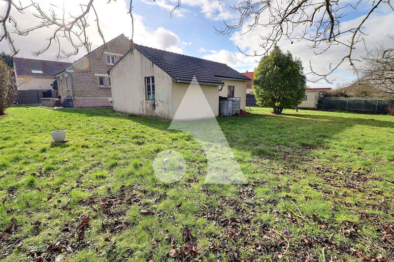 Maison - 80 m² - 4 pièces