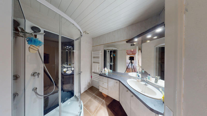 Maison - 159 m² - 6 pièces