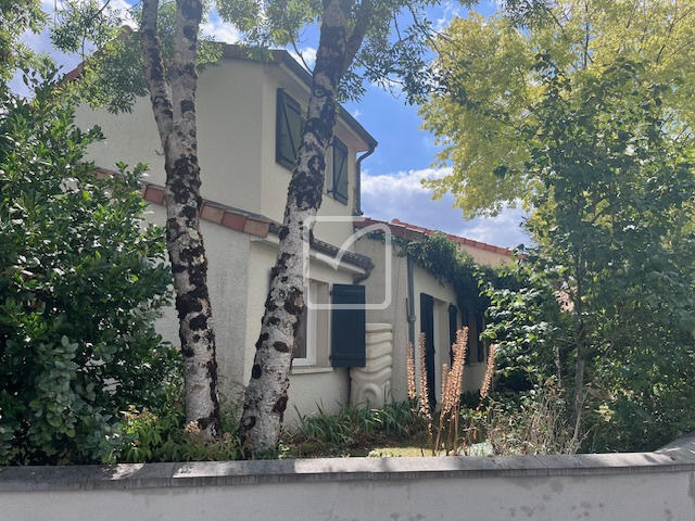 Maison - 175 m² - 6 pièces