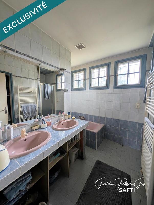 Maison - 102 m² - 5 pièces