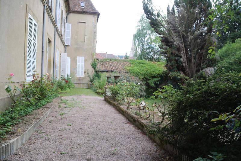 Appartement - 189 m² - 6 pièces