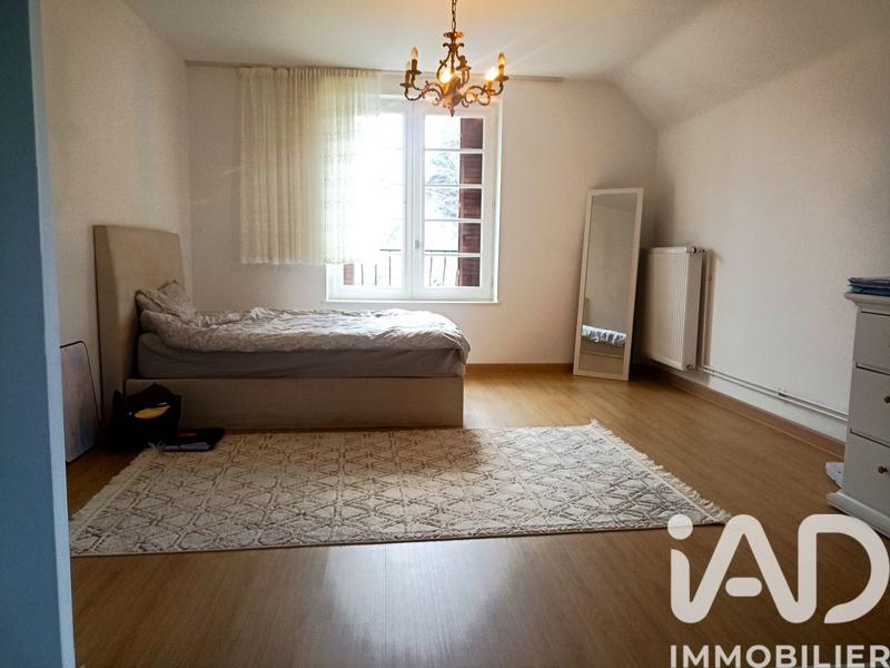 Maison - 180 m² - 6 pièces