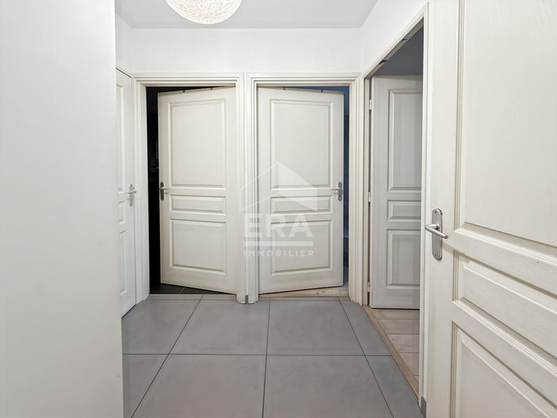 Appartement - 86 m² - 4 pièces