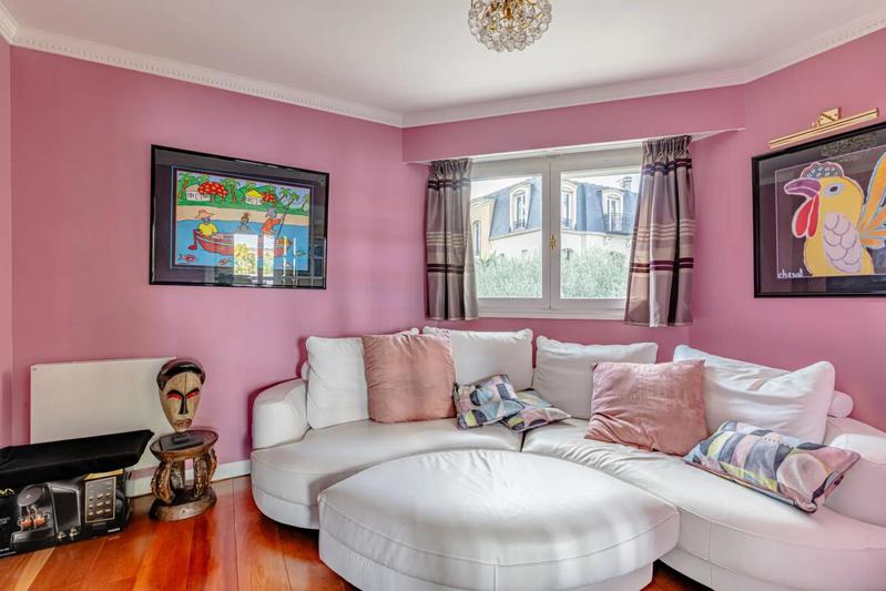 Appartement - 177 m² - 6 pièces