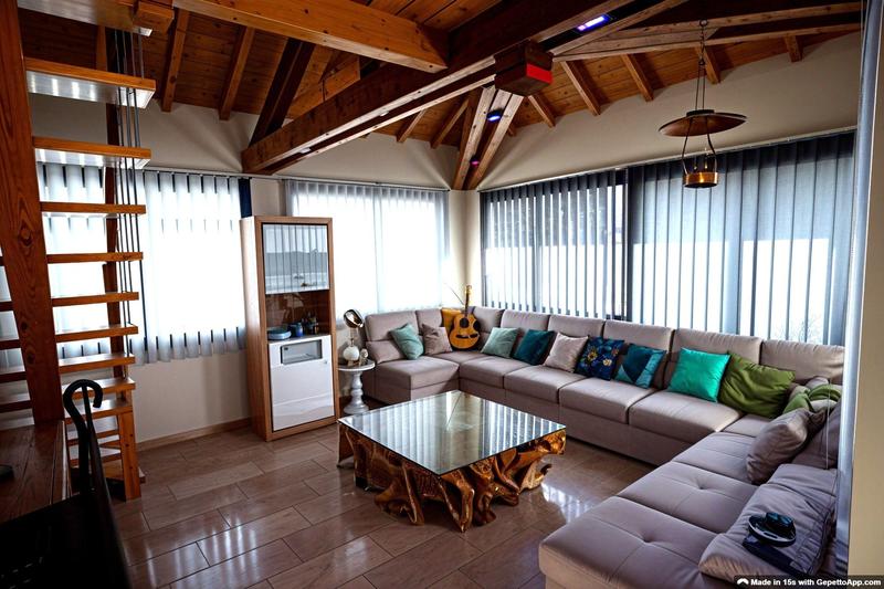 Villa - 246 m² - 9 pièces