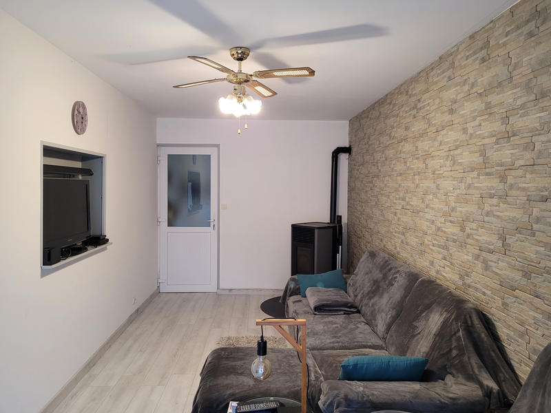 Maison - 223 m² - 9 pièces