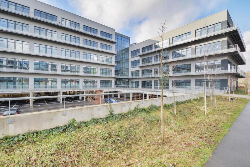 Bureau - 90 m² - 3 pièces