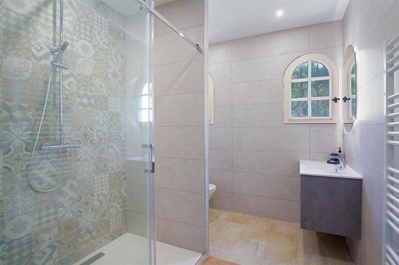 Villa - 350 m² - 10 pièces