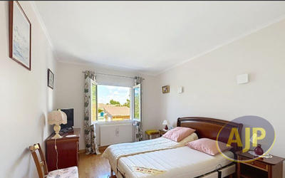 Maison - 96 m² - 4 pièces