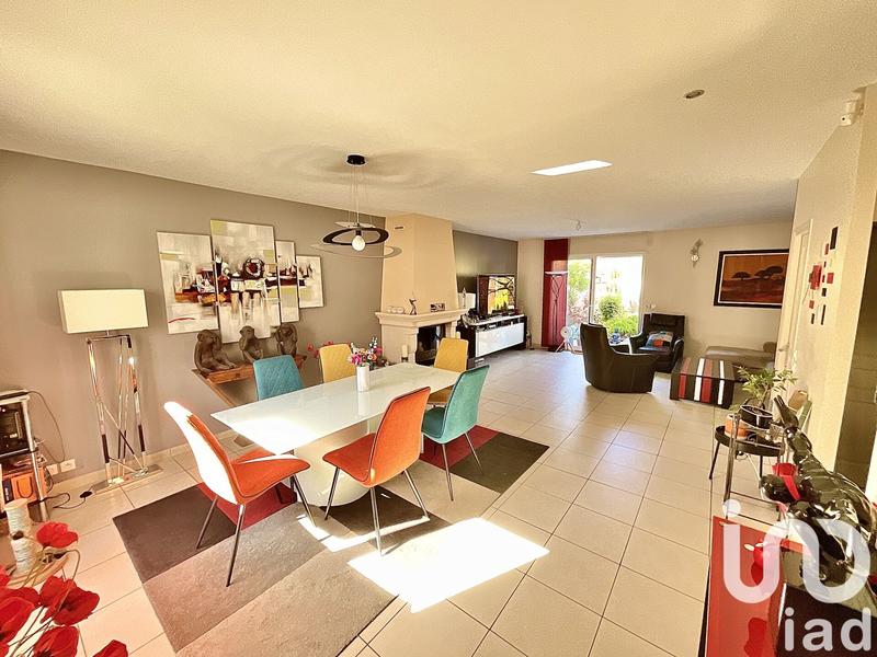 Maison - 166 m² - 7 pièces