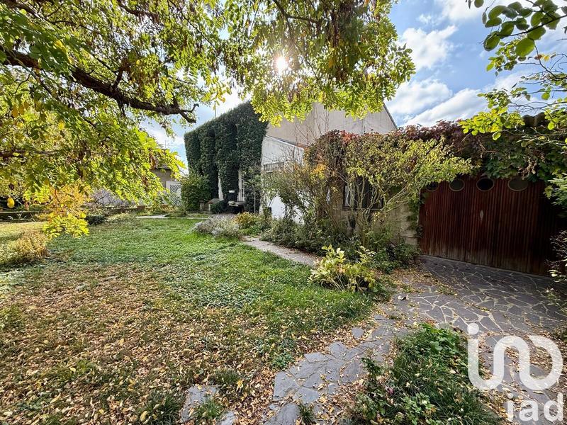 Maison - 121 m² - 6 pièces