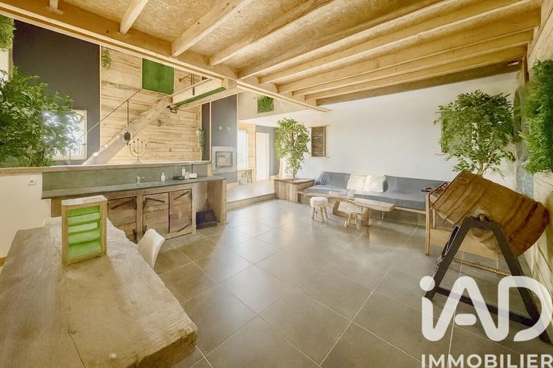Maison - 140 m² - 1 pièce