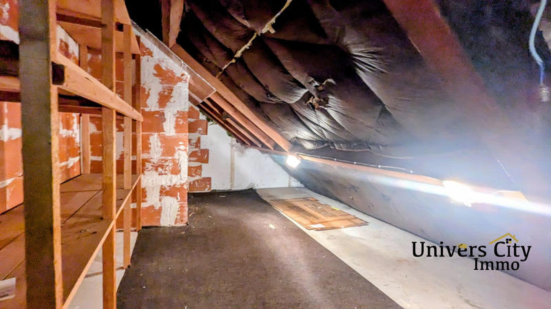 Maison - 104 m² - 4 pièces