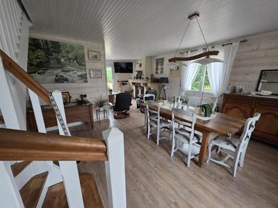 Maison - 152 m² - 5 pièces
