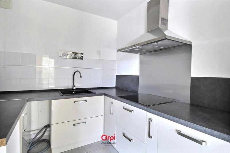 Appartement - 64 m² - 2 pièces