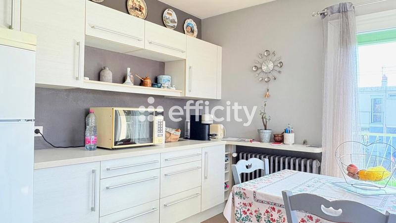 Pavillon - 136 m² - 6 pièces