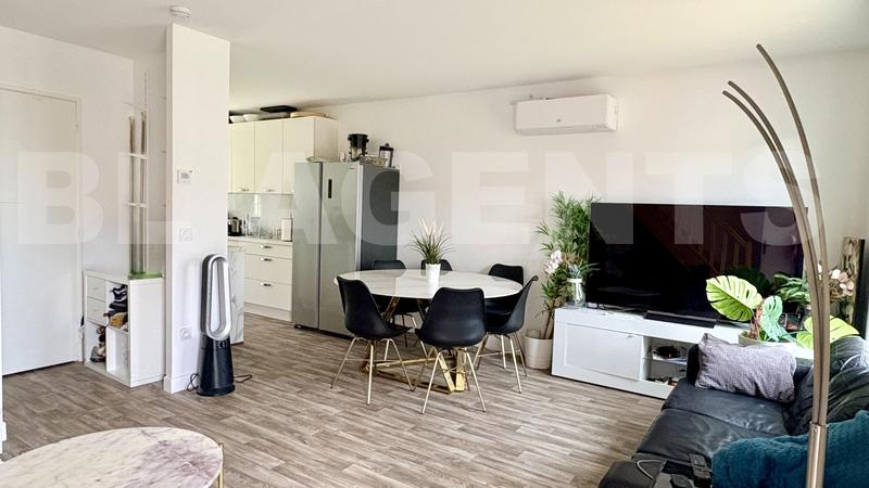 Maison traditionnelle - 88 m² - 5 pièces