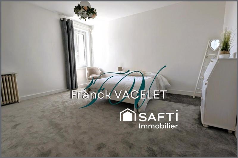 Maison - 363 m² - 9 pièces