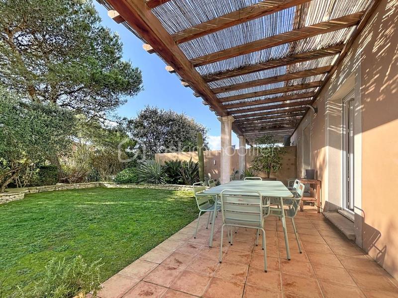 Maison - 98 m² - 4 pièces