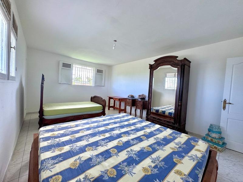 Maison - 362 m² - 8 pièces