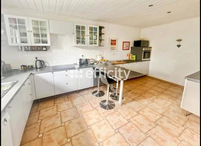 Maison - 160 m² - 5 pièces