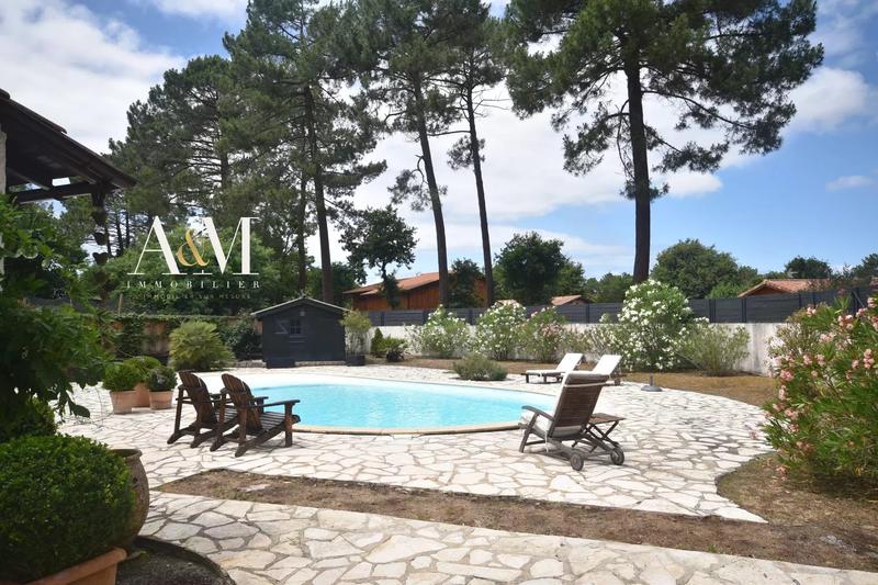 Villa - 185 m² - 7 pièces