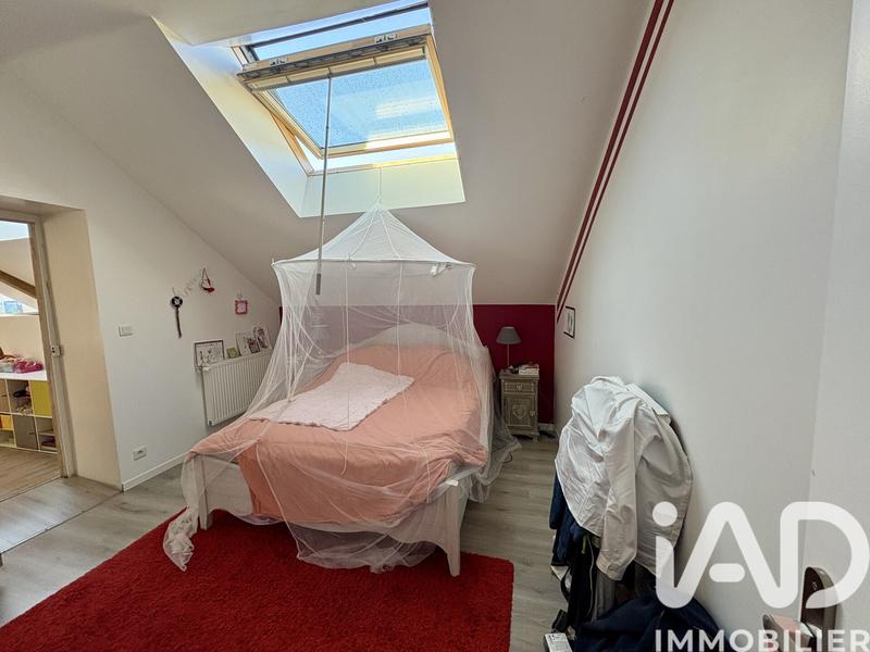 Maison - 345 m² - 8 pièces