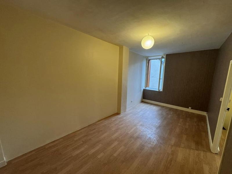 Maison - 84 m² - 4 pièces