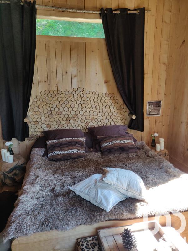 Maison - 200 m² - 10 pièces