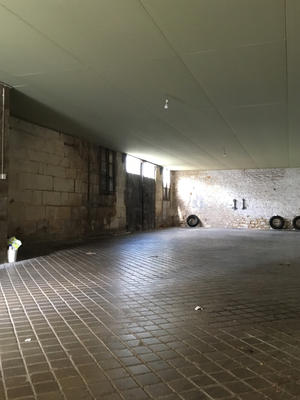 Parking / Garage - 133 m²