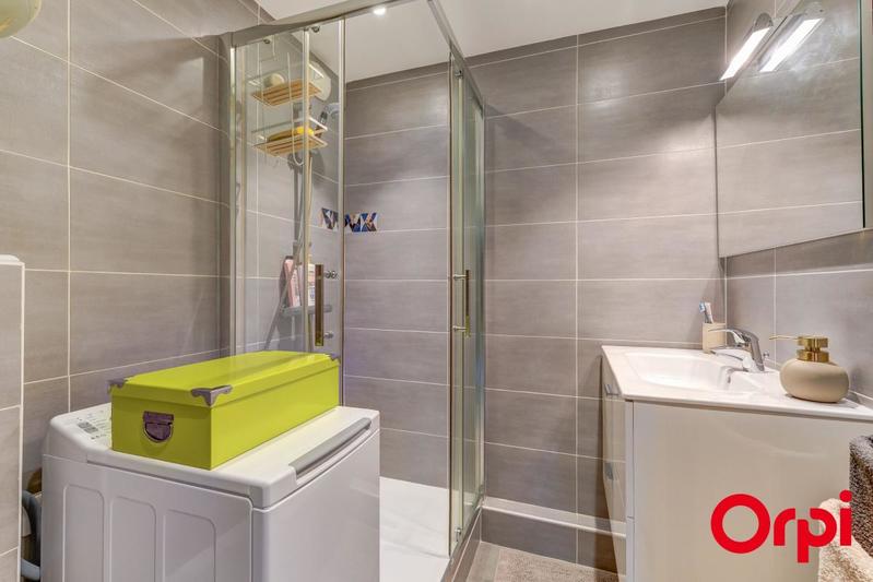 Appartement - 49 m² - 3 pièces