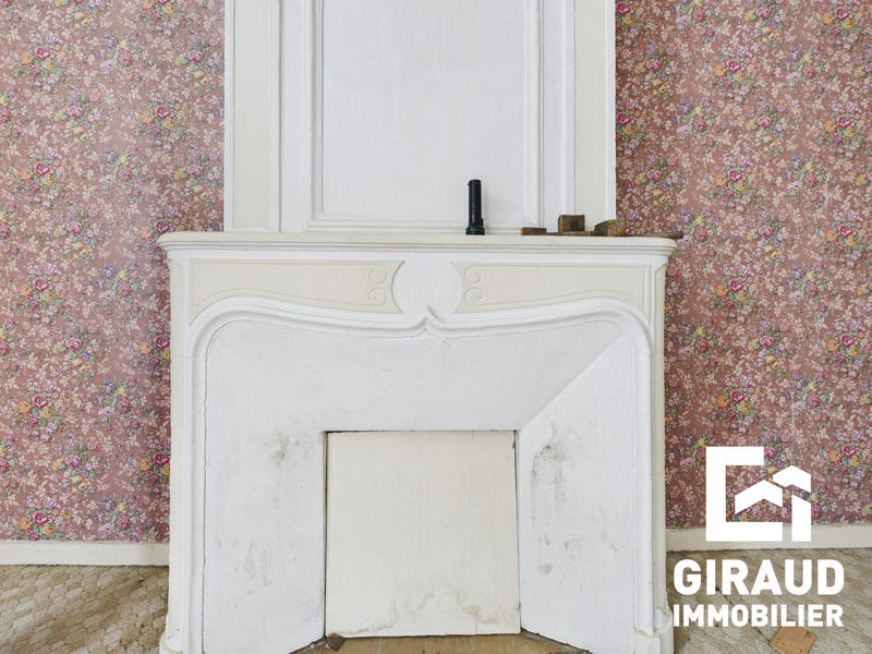 Maison - 155 m² - 8 pièces