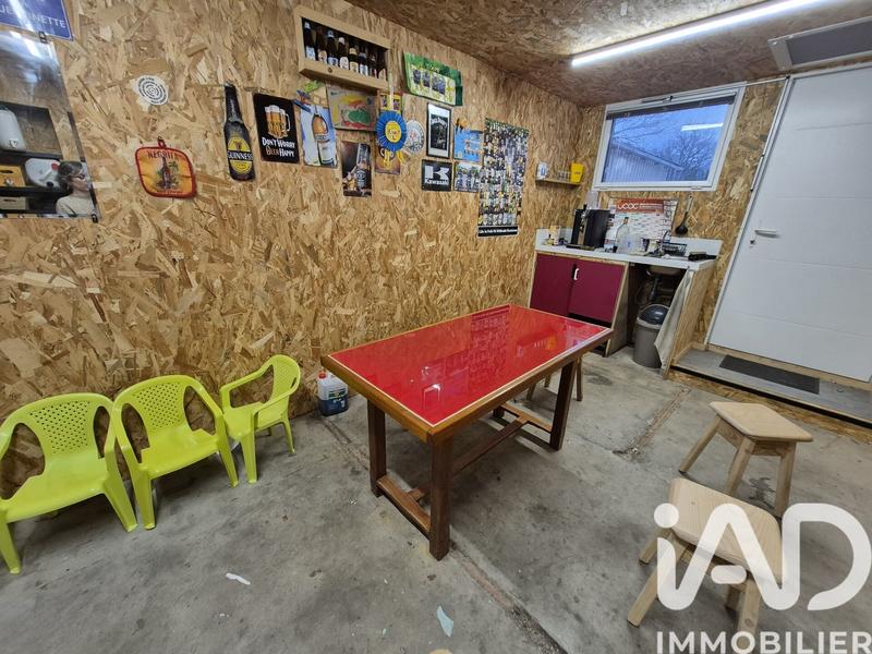 Maison - 236 m² - 8 pièces