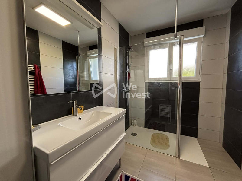 Maison - 138 m² - 5 pièces