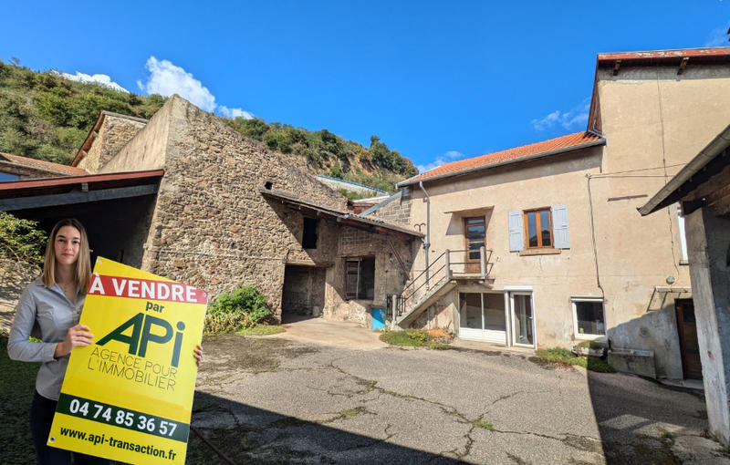 Maison en pierre - 170 m² - 6 pièces