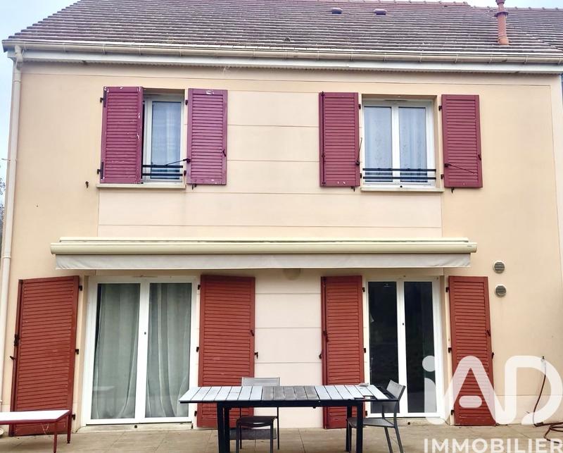 Maison - 104 m² - 5 pièces