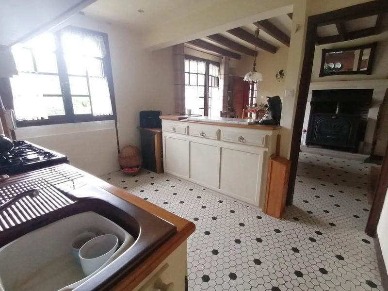 Maison traditionnelle - 98 m² - 3 pièces