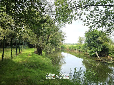 Terrain de loisirs - 2 525 m²