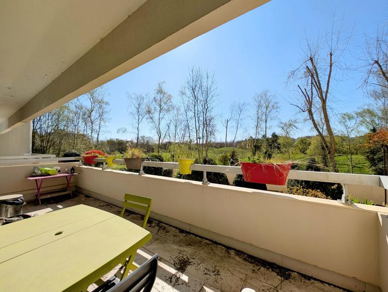 Appartement - 104 m² - 4 pièces