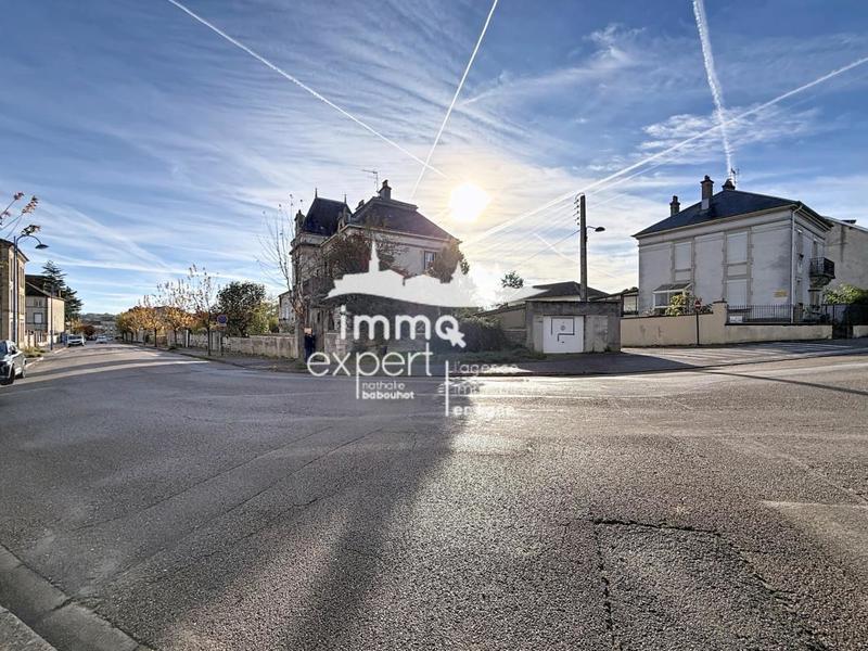 Maison - 170 m² - 8 pièces