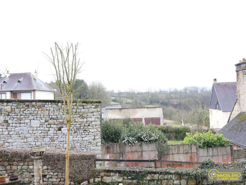 Maison - 99 m² - 4 pièces