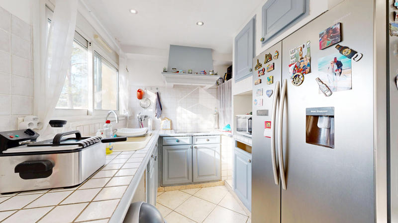 Maison - 94 m² - 5 pièces