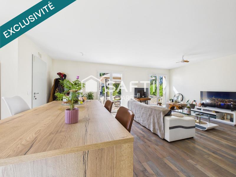 Maison - 93 m² - 4 pièces