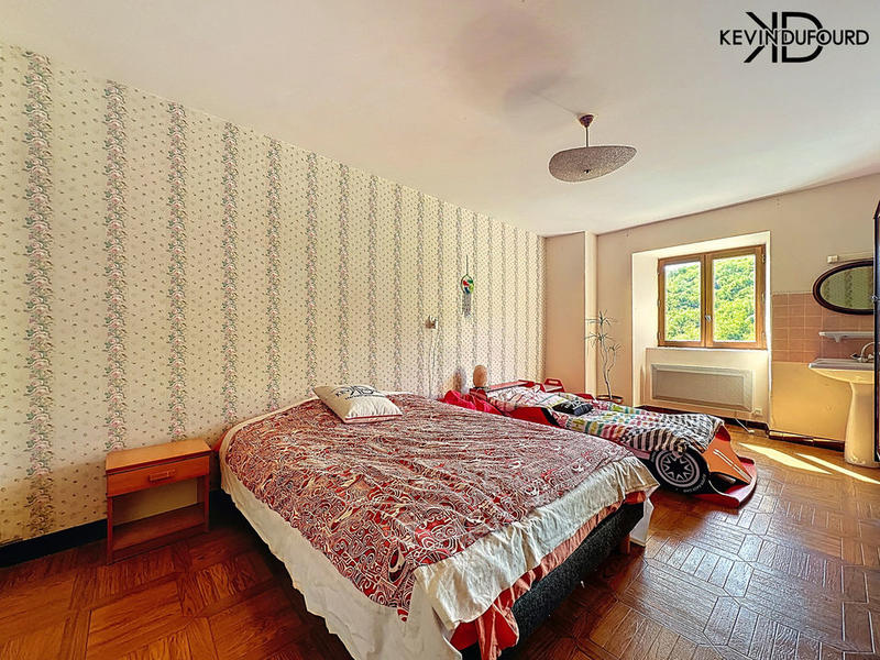 Maison - 120 m² - 4 pièces